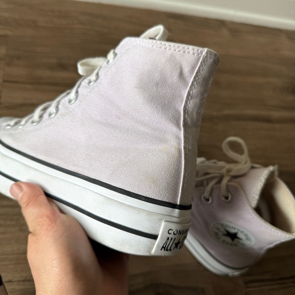 Converse Women's lavender High-Top platform Sneakers size 7 - Picture 5 of 11
